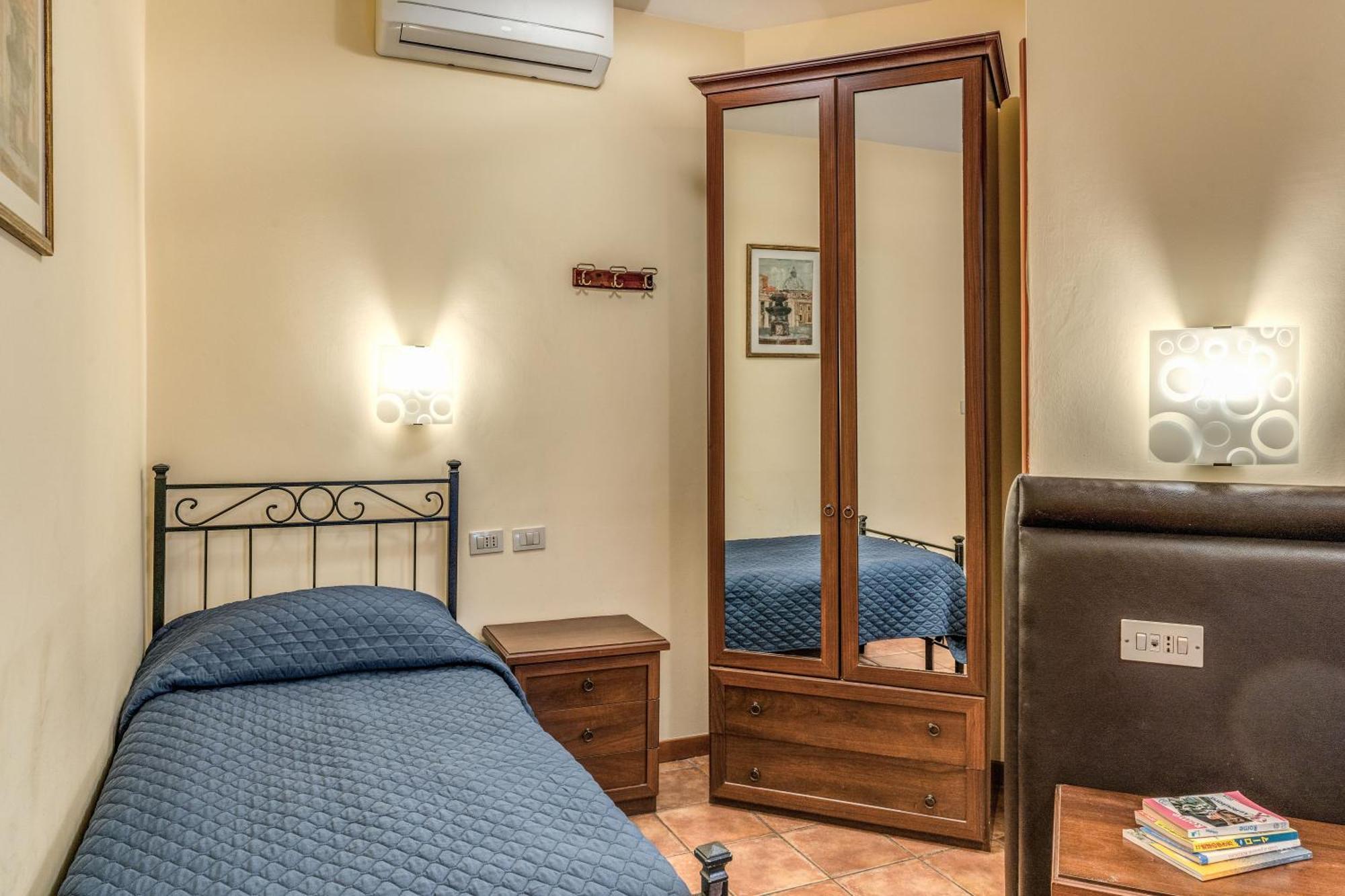 Locanda San Cosimato Рим Экстерьер фото